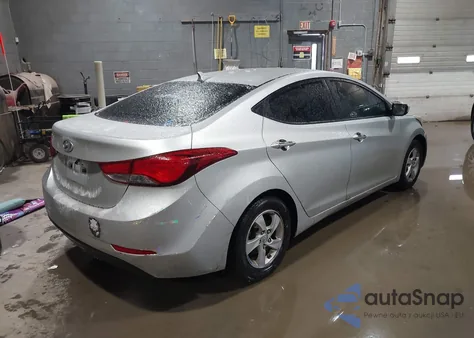 2015 Hyundai Elantra Se z USA, uszkodzony, nr VIN 5NPDH4AE2FH607959
